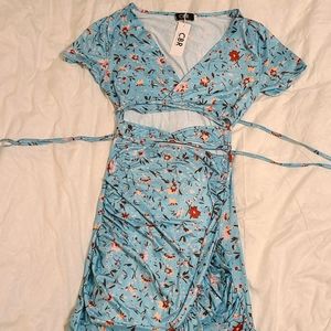 Never worn! Floral 1 piece dress